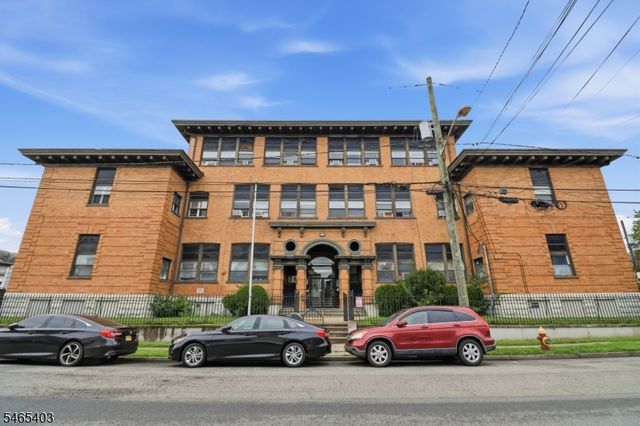 179 Columbia Ave 13, Passaic City, NJ 07055