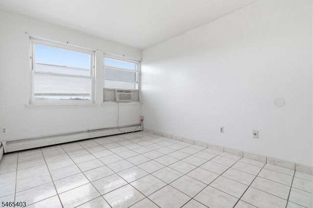 179 Columbia Ave 13, Passaic City, NJ 07055