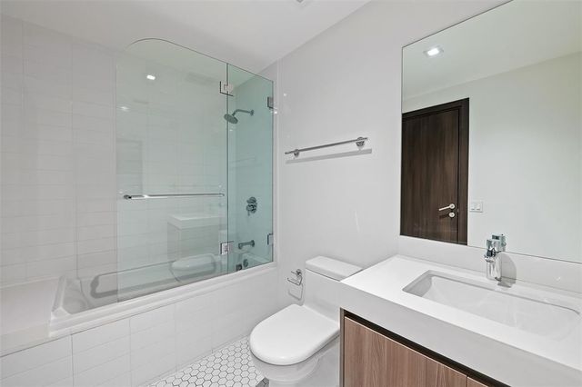 401 N Birch Road TH7, Fort Lauderdale, FL 33304