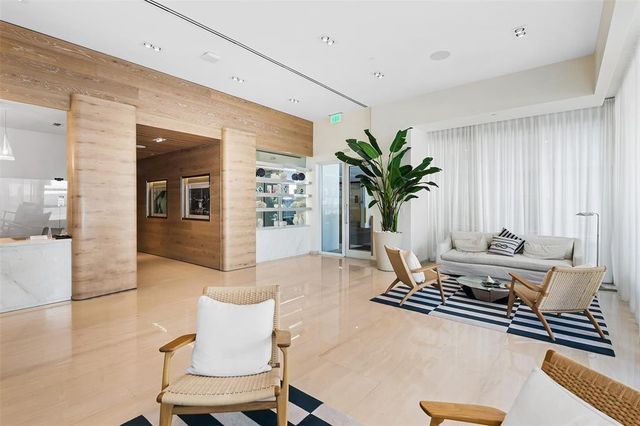 401 N Birch Road TH7, Fort Lauderdale, FL 33304