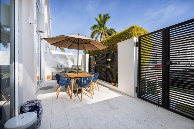 401 N Birch Road TH7, Fort Lauderdale, FL 33304