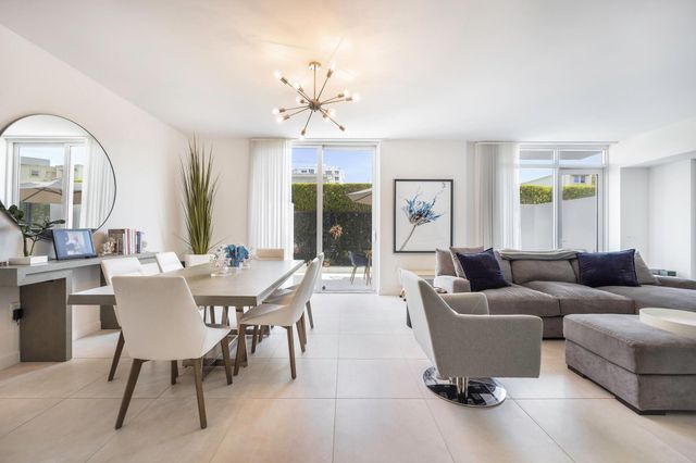 401 N Birch Road TH7, Fort Lauderdale, FL 33304