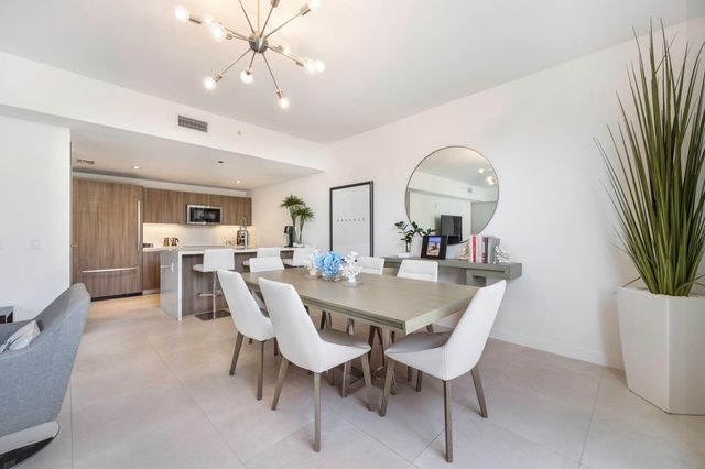 401 N Birch Road TH7, Fort Lauderdale, FL 33304