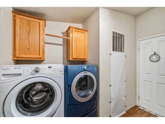 4055 ROYAL Ave 87, Eugene, OR 97402