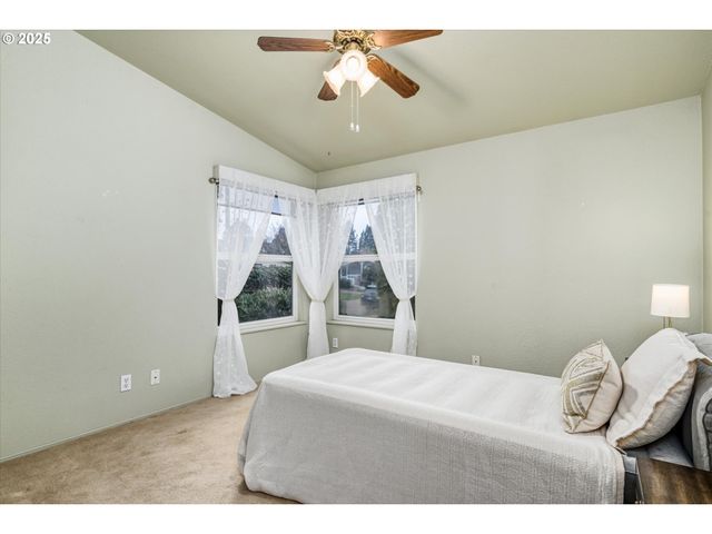 4055 ROYAL Ave 87, Eugene, OR 97402