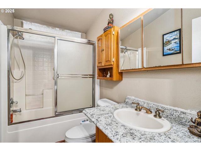 4055 ROYAL Ave 87, Eugene, OR 97402