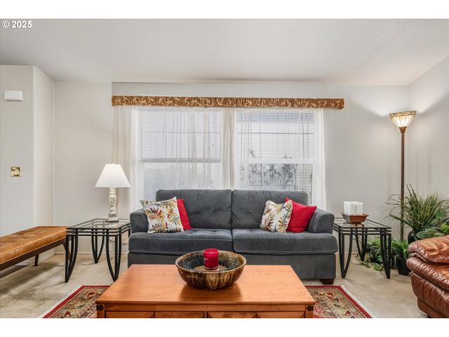 4055 ROYAL Ave 87, Eugene, OR 97402