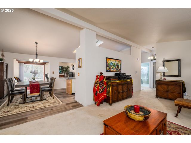 4055 ROYAL Ave 87, Eugene, OR 97402