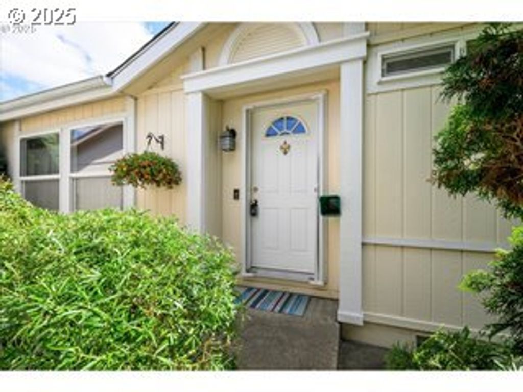 4055 ROYAL Ave 87, Eugene, OR 97402