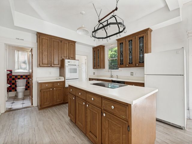 5623 Victor Street, Dallas, TX 75214