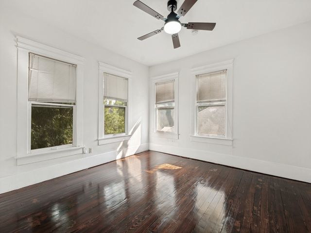 5623 Victor Street, Dallas, TX 75214