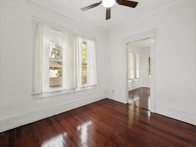 5623 Victor Street, Dallas, TX 75214