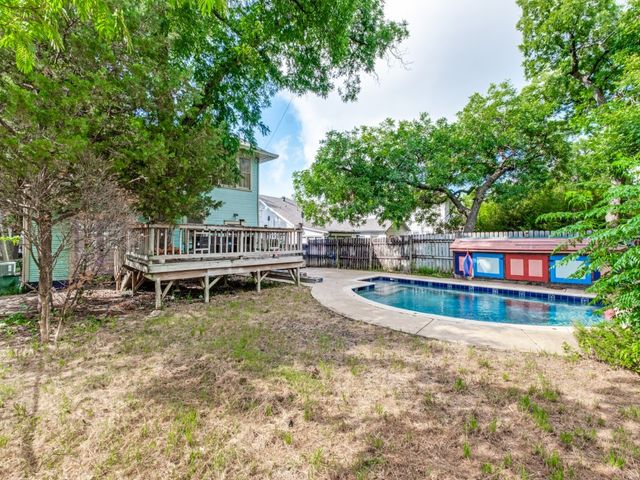 5623 Victor Street, Dallas, TX 75214