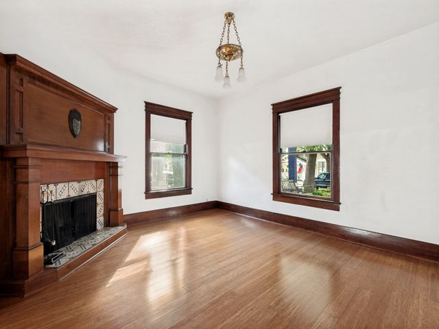 5623 Victor Street, Dallas, TX 75214