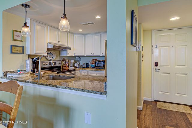 2000 New River Inlet Road 1203, North Topsail Beach, NC 28460