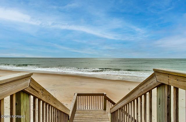 2000 New River Inlet Road 1203, North Topsail Beach, NC 28460