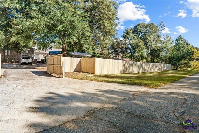 230 Tucker Road, Warner Robins, GA 31088