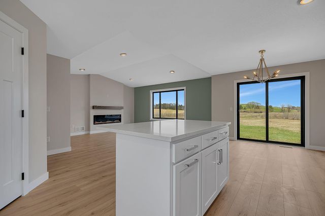 313 10th Street S, Sartell, MN 56377