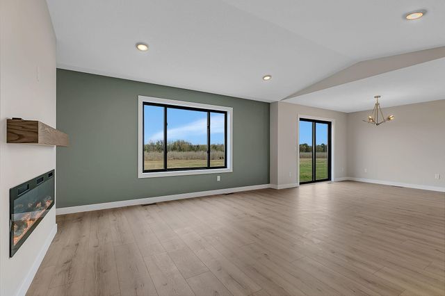 313 10th Street S, Sartell, MN 56377