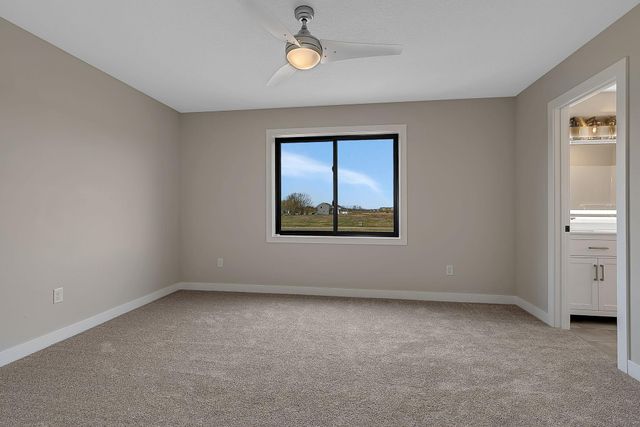 313 10th Street S, Sartell, MN 56377