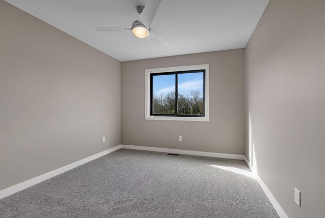 313 10th Street S, Sartell, MN 56377