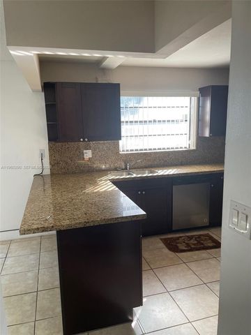 2191 Bayberry Dr 2191, Pembroke Pines, FL 33024