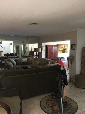 2191 Bayberry Dr 2191, Pembroke Pines, FL 33024