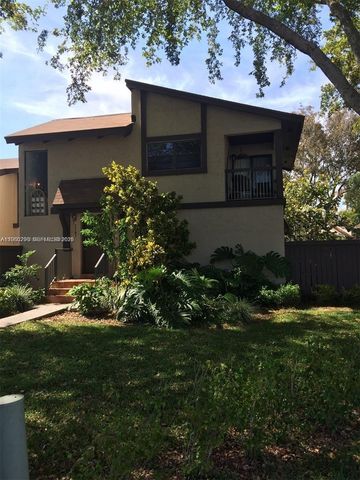 2191 Bayberry Dr 2191, Pembroke Pines, FL 33024