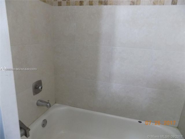 2191 Bayberry Dr 2191, Pembroke Pines, FL 33024