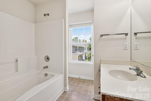 8618 Twined Creek Lane, Charlotte, NC 28227