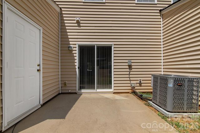 8618 Twined Creek Lane, Charlotte, NC 28227