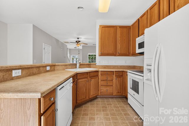 8618 Twined Creek Lane, Charlotte, NC 28227