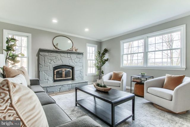 128 AZALEA DR, Hershey, PA 17033