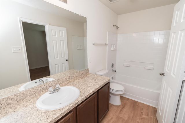 2610 Vikram Drive, Houston, TX 77038