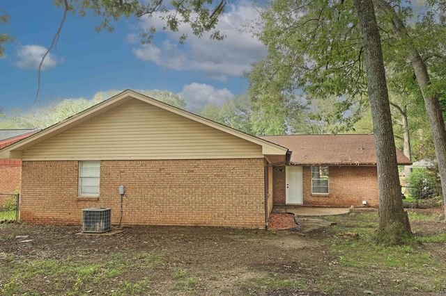 6905 White Oak Cove, White Hall, AR 71602