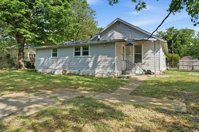 1801 Elizabeth Rd, Nashville, TN 37218