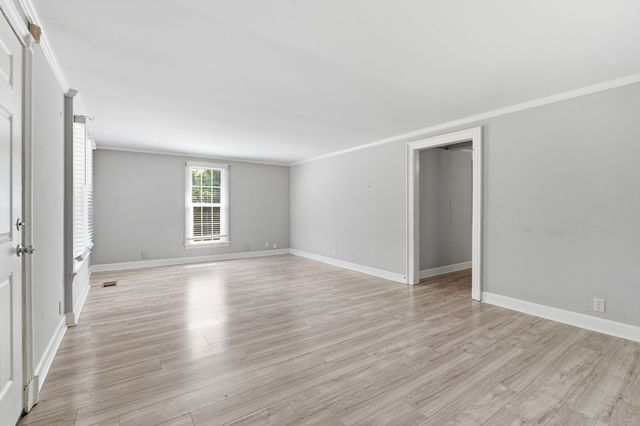 1801 Elizabeth Rd, Nashville, TN 37218