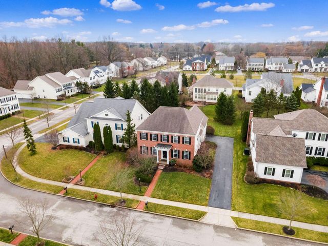 7043 Cunningham Drive, New Albany, OH 43054