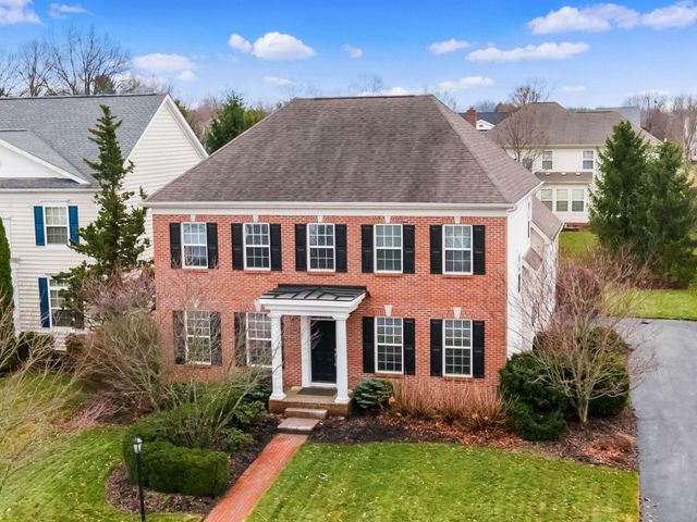 7043 Cunningham Drive, New Albany, OH 43054