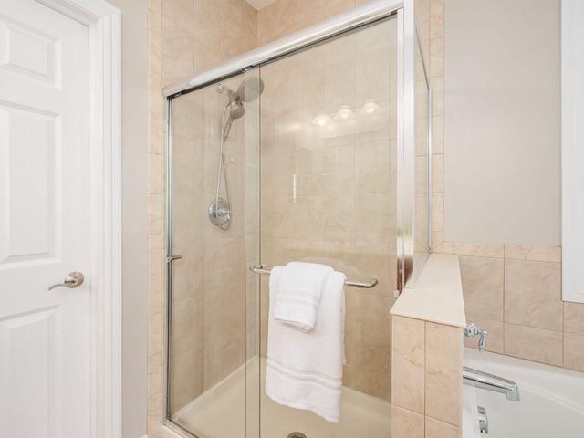 7043 Cunningham Drive, New Albany, OH 43054