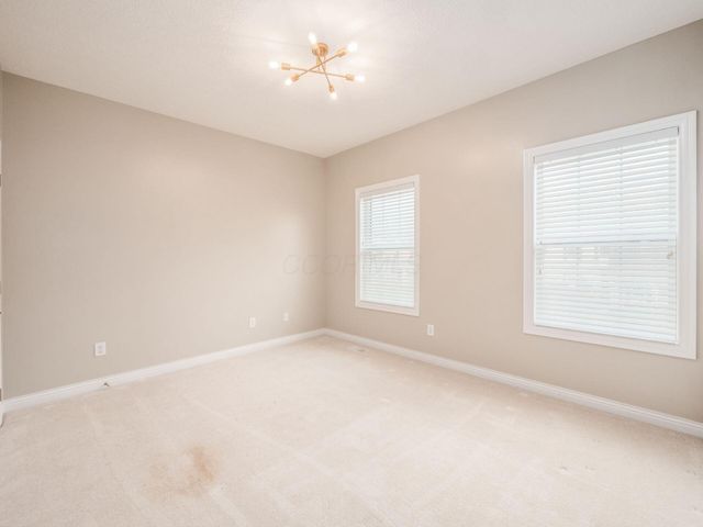 7043 Cunningham Drive, New Albany, OH 43054