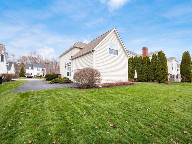 7043 Cunningham Drive, New Albany, OH 43054