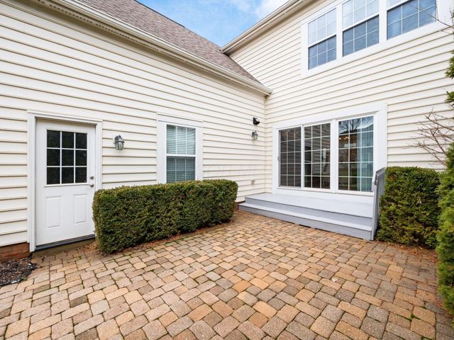 7043 Cunningham Drive, New Albany, OH 43054