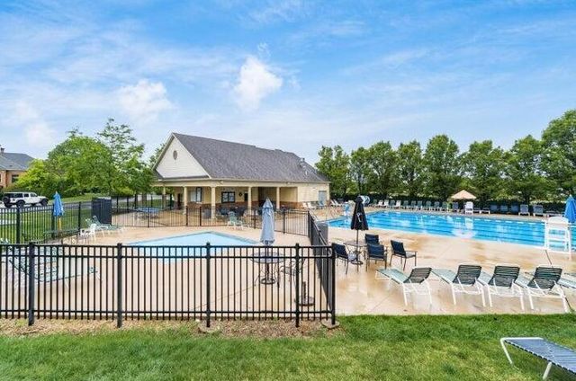 7043 Cunningham Drive, New Albany, OH 43054