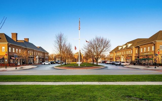 7043 Cunningham Drive, New Albany, OH 43054