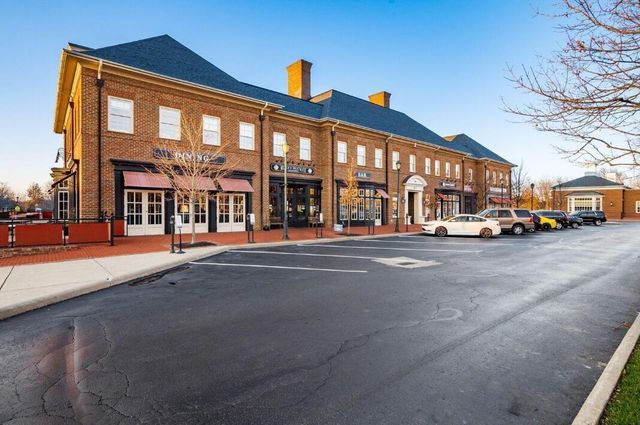 7043 Cunningham Drive, New Albany, OH 43054