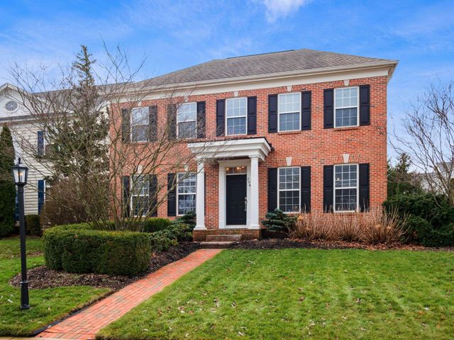 7043 Cunningham Drive, New Albany, OH 43054