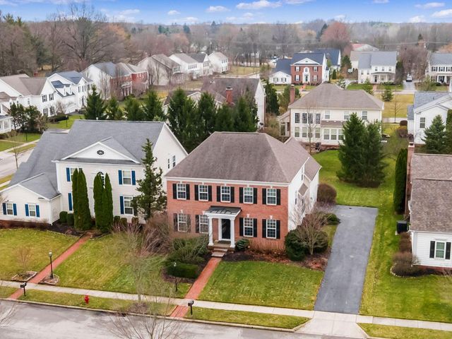 7043 Cunningham Drive, New Albany, OH 43054