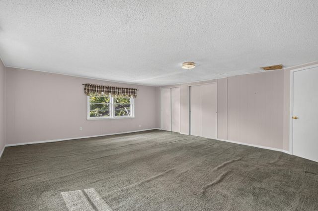 1075 W Farm Road 178, Springfield, MO 65810