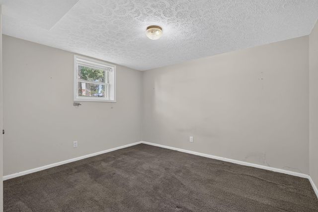 1075 W Farm Road 178, Springfield, MO 65810